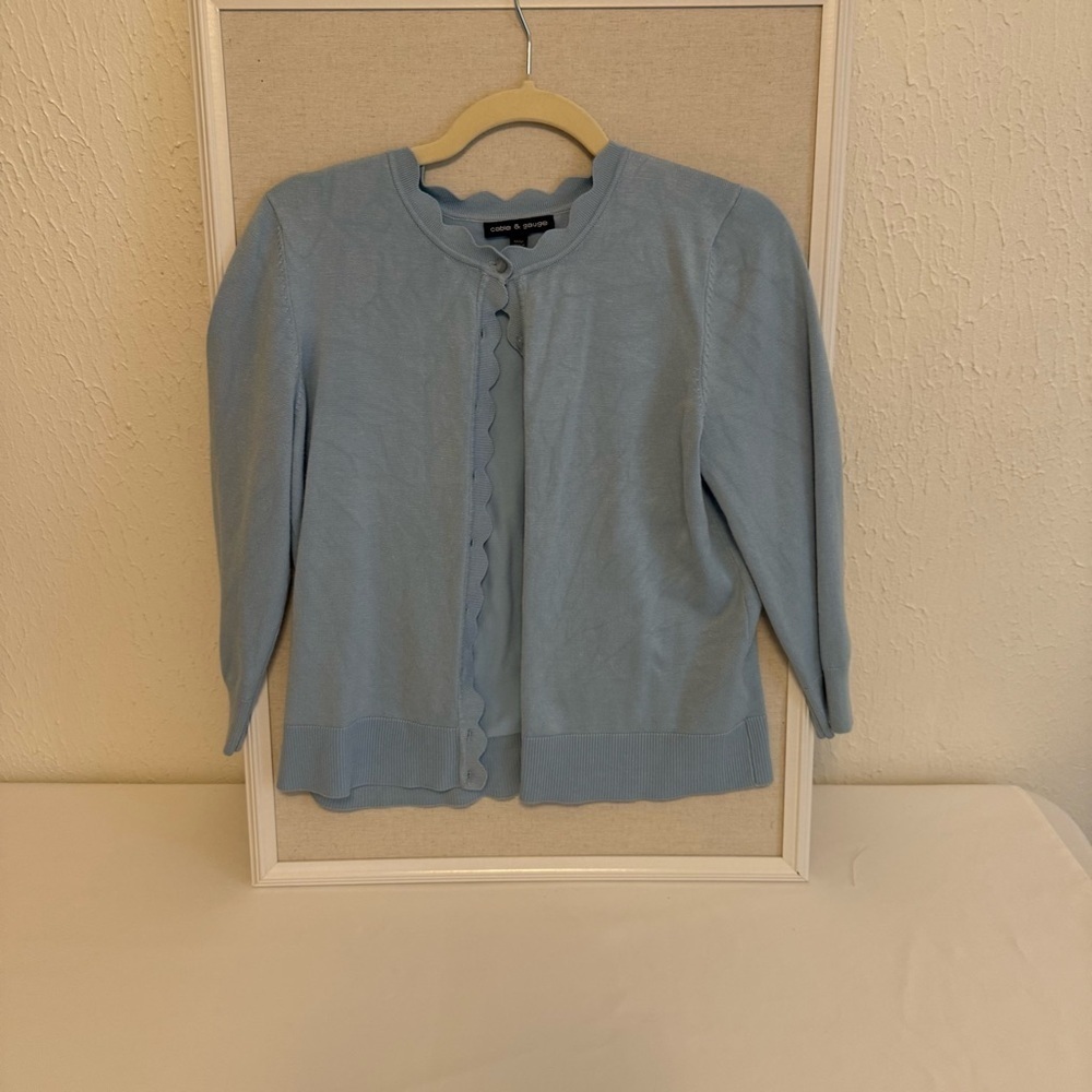 Cable & Gauge Scalloped Light Blue Cardigan, worn once for photoshoot, newish! - Picture 3 of 9